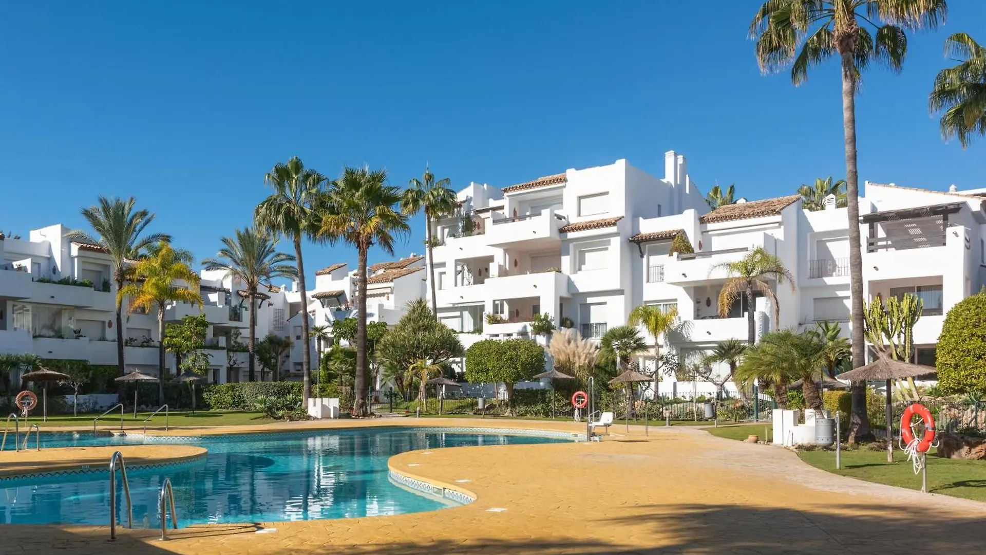 Apartment Apartamento De Lujo A 30M Playa Estepona