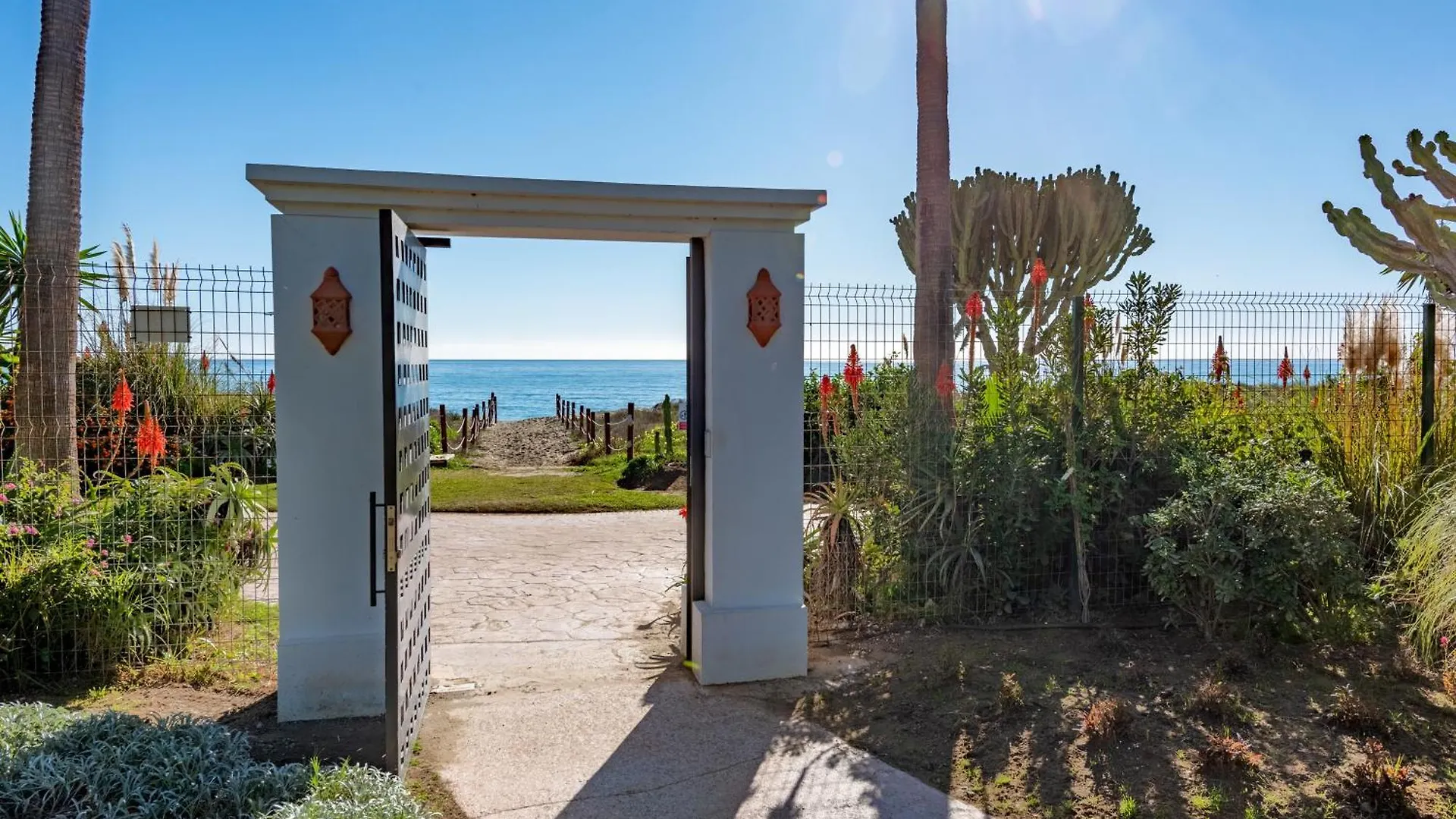 Apartment Apartamento De Lujo A 30M Playa Estepona Spain