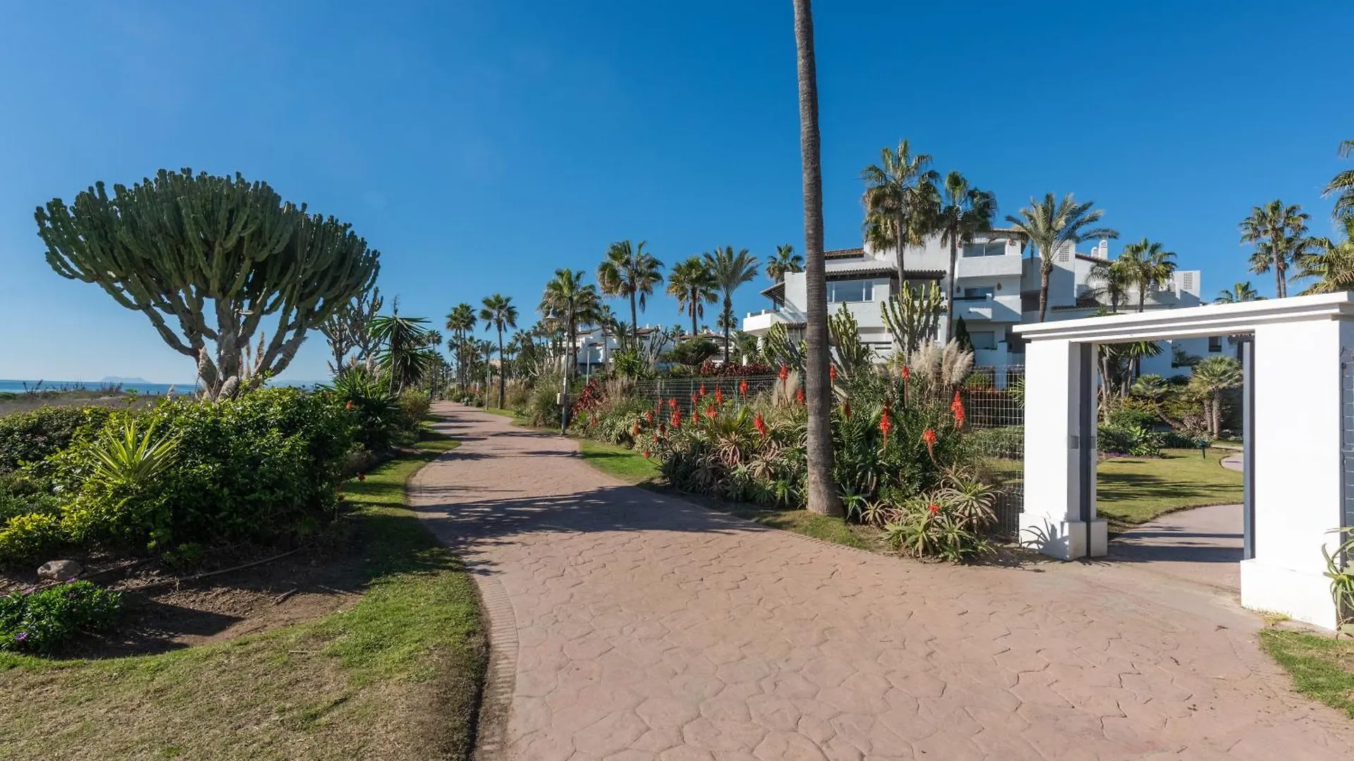 Apartamento De Lujo A 30M Playa Estepona